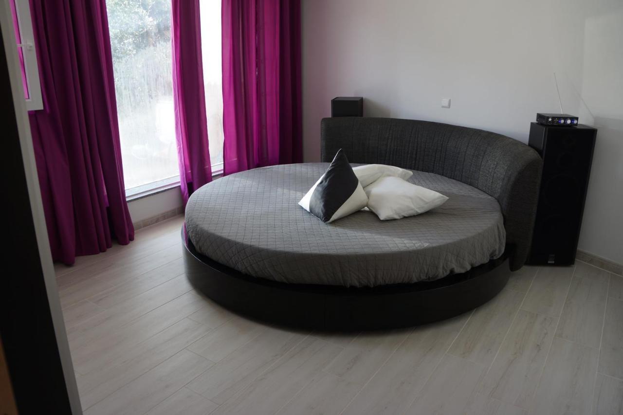 Casinha Das Bonecas - Casa Com Piscina Privada Aveiro Eksteriør bilde