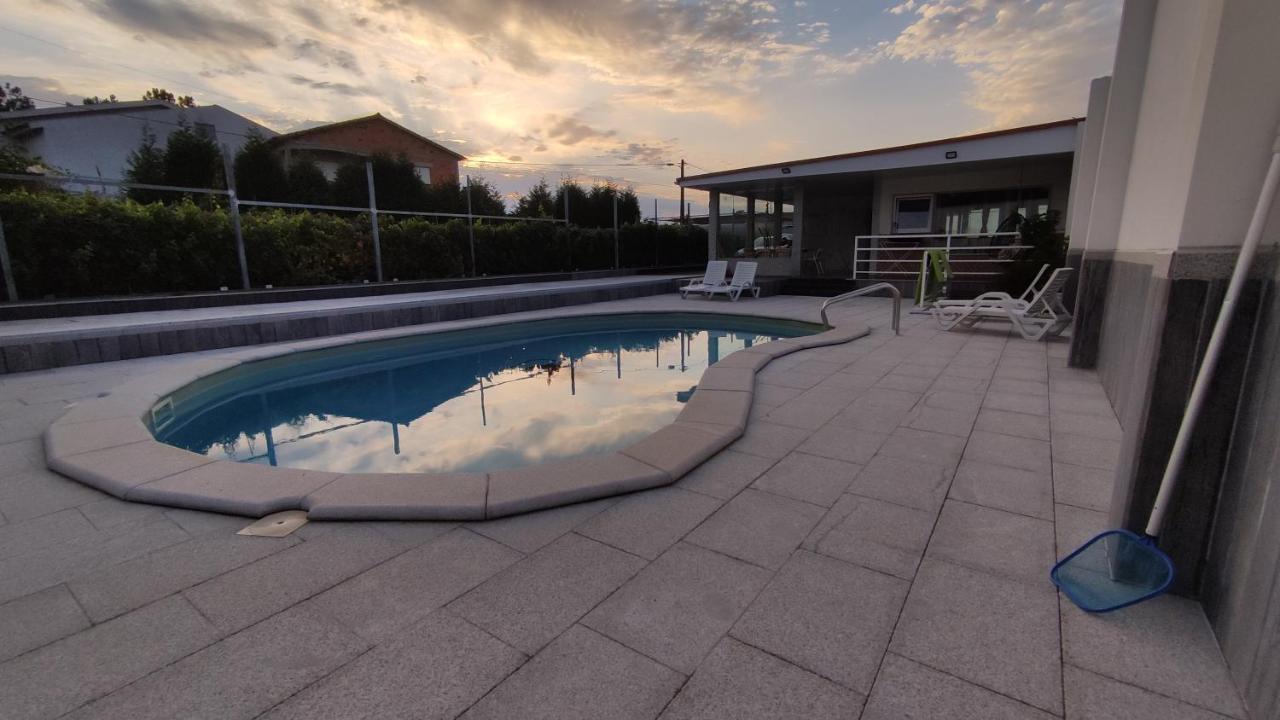 Casinha Das Bonecas - Casa Com Piscina Privada Aveiro Eksteriør bilde